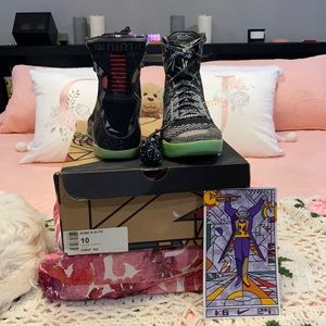 Brand new Kobe IX Elite black/metallic gold white